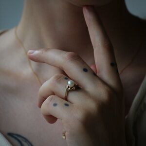 Mid-Century 10k Gold Pearl Diamond Bypass Ring